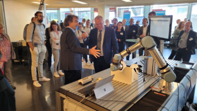 Das Wi1 mit IIP-Ecosphere auf dem Tag der digitalen Technologien des BMWK