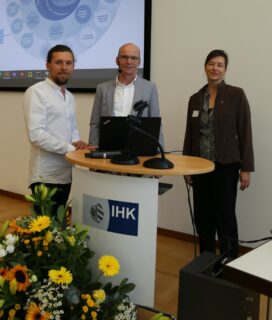 Towards entry "Keynote von Prof. Tim Hosenfeldt beim Event “Die Zukunft der intelligenten Fertigung?”"