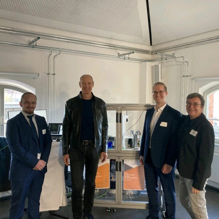 Into the industrial metaverse – ConSensE@RIE